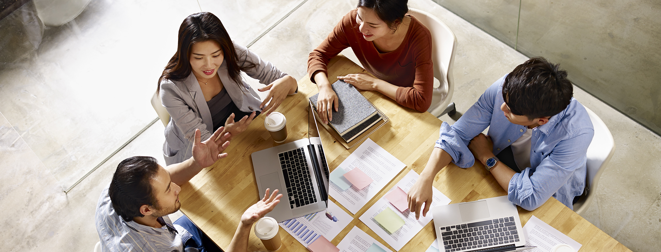 Aerial_view_of_meeting_N_2249_editorial