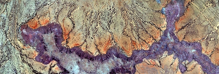 African_desert_aerial_view_N_2366