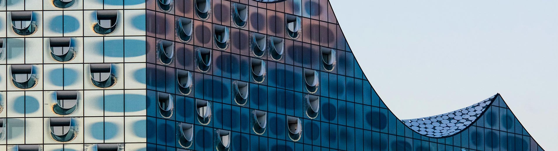 Architectural detail of the Elbphilharmony in Hamburg_PPT