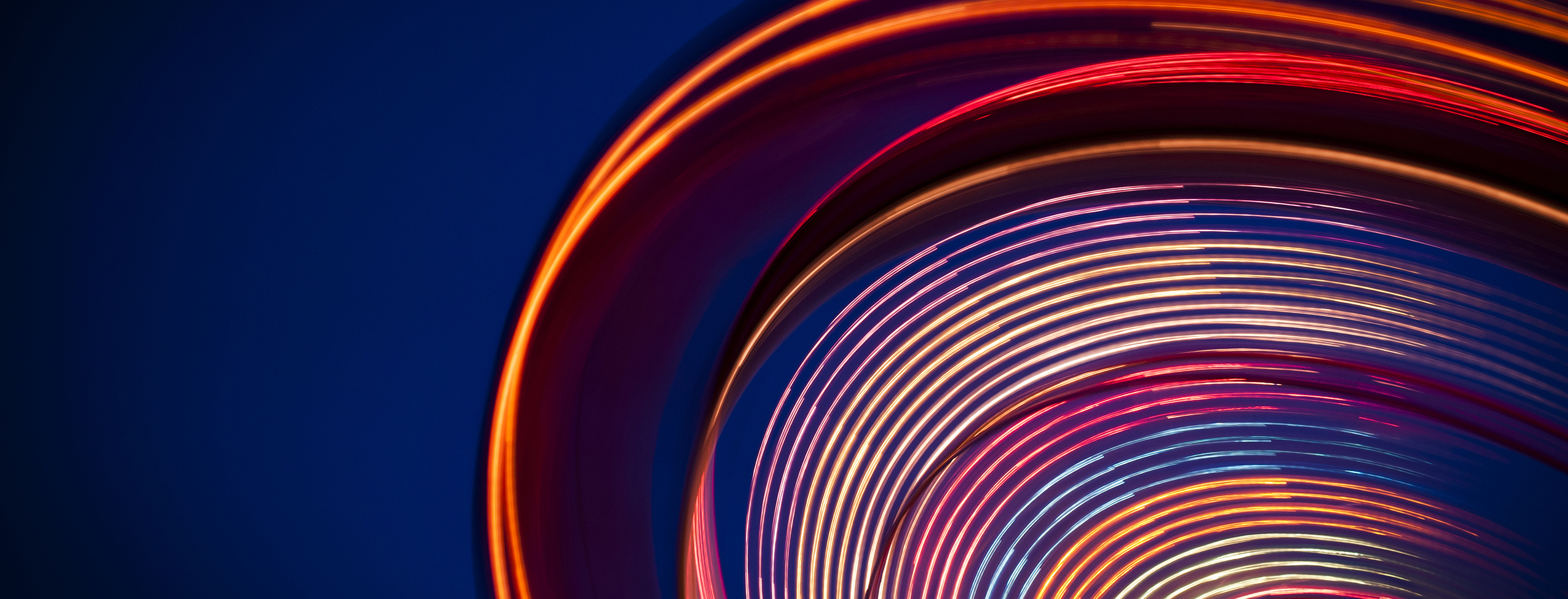 Circuar_Motion_Lights_P_0155_2550x975