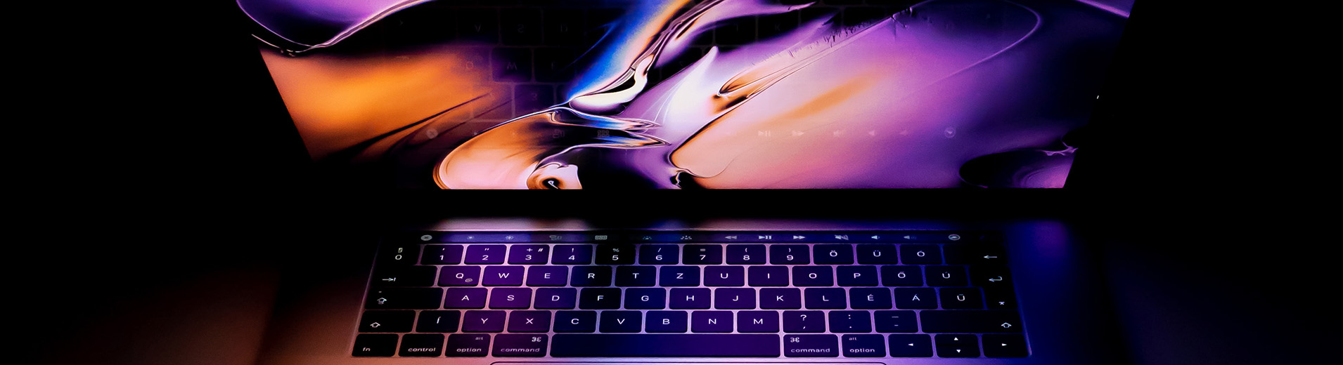 Computer_electronics_pc_and_laptop_S_0835