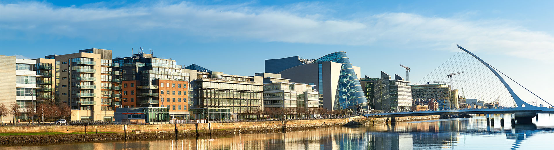 Dublin_Ireland_River_City_L_0339