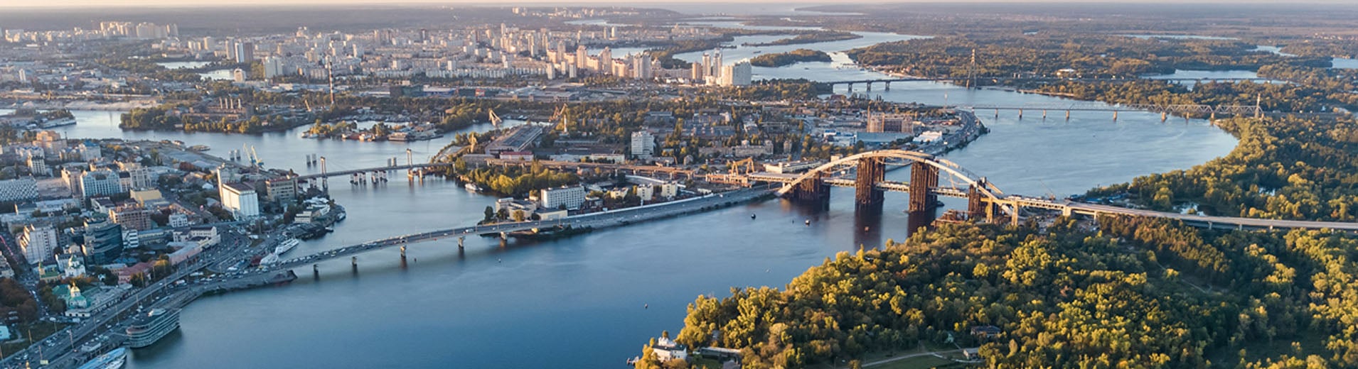 Kyiv_Ukraine_River_L_0311_PPT