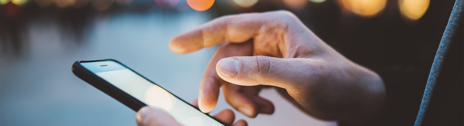 Man holding a smartphone
