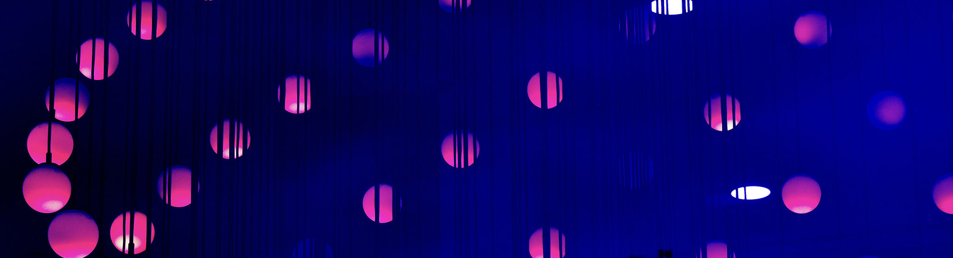 Pink_hanging_lights