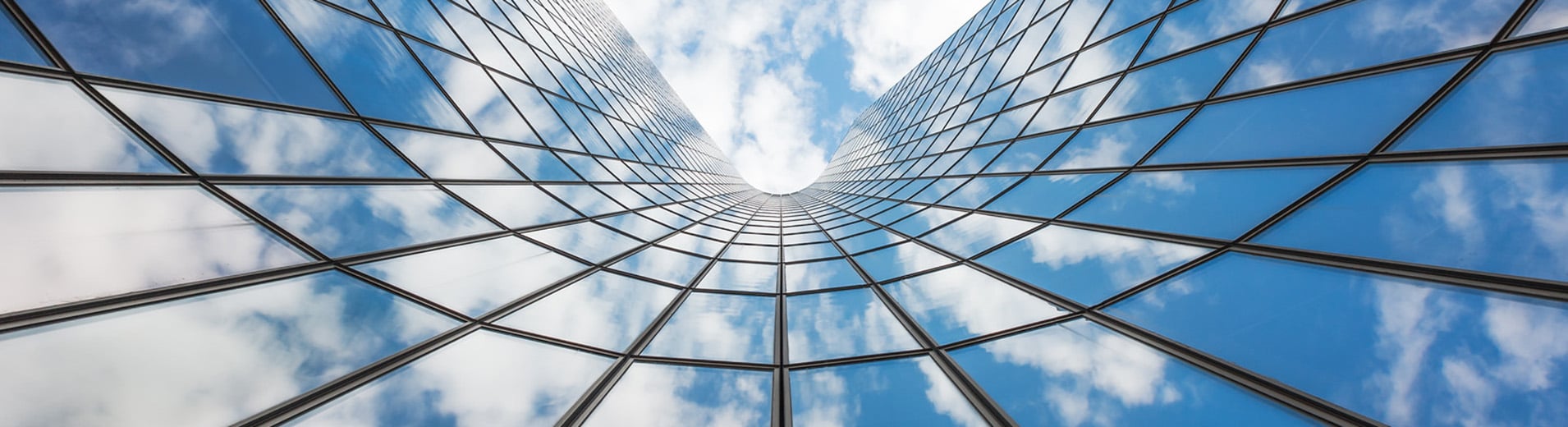 Sky_and_Clouds_Reflecting_in_Building_P_1072