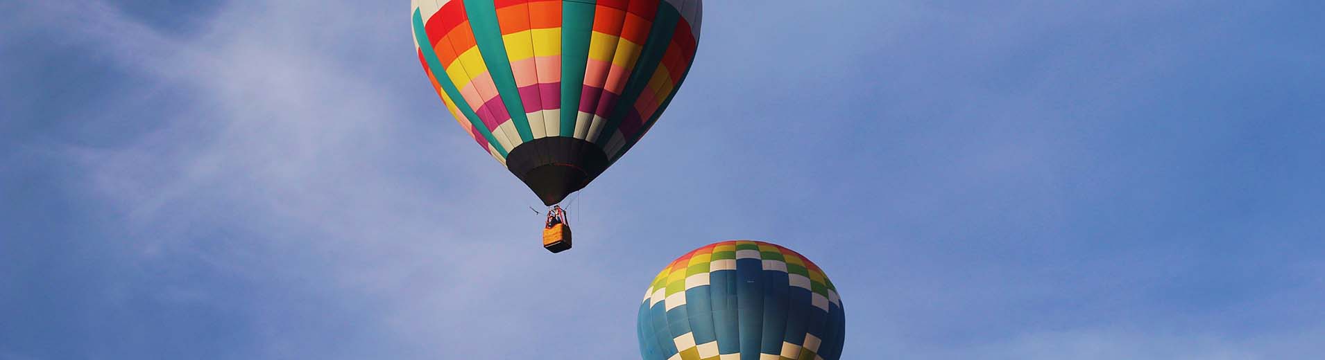Two_Multicolored_Hot_Air_balloons