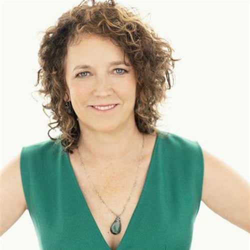 Barbara Bell headshot