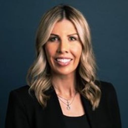 Stephanie Deterding headshot