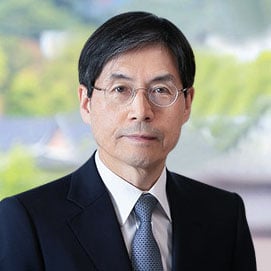 YJ Yang