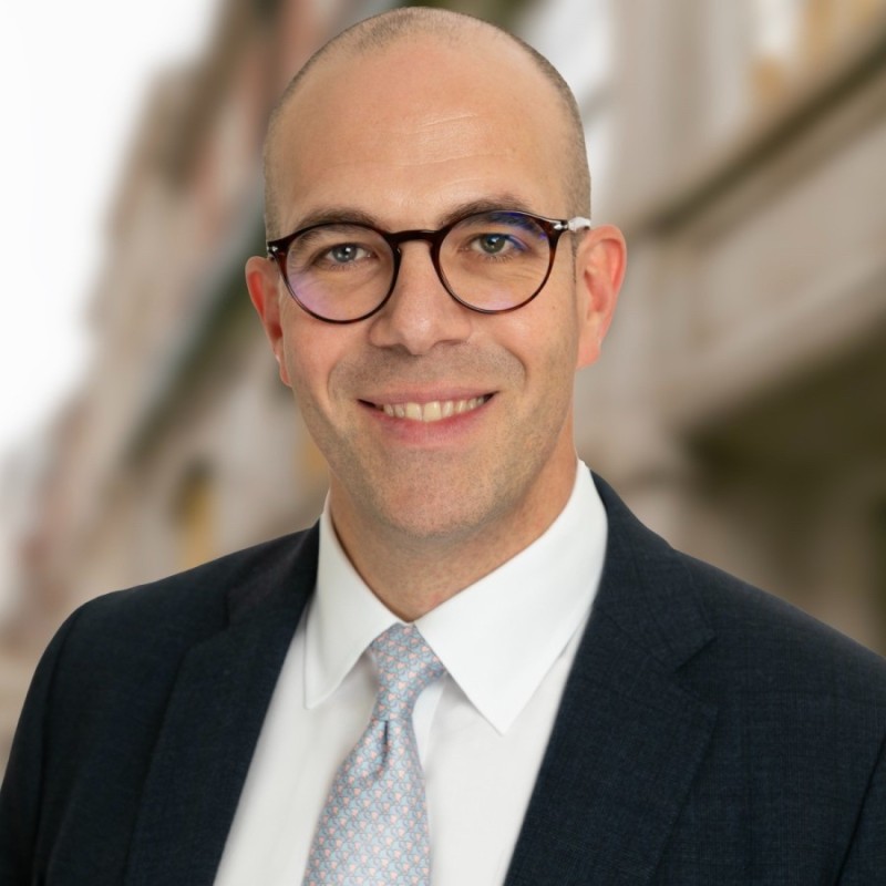 Claire_Hall_personality_web_crop