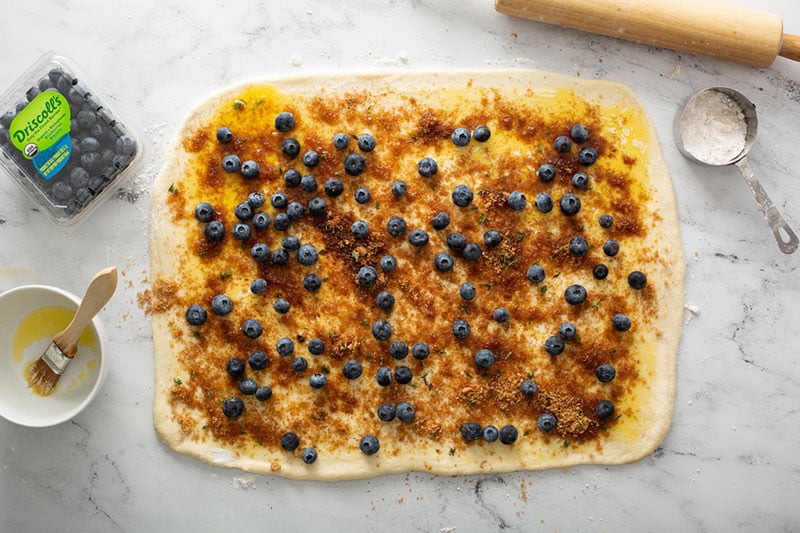Blueberry Cinnamon Roll Recipe | Driscoll's