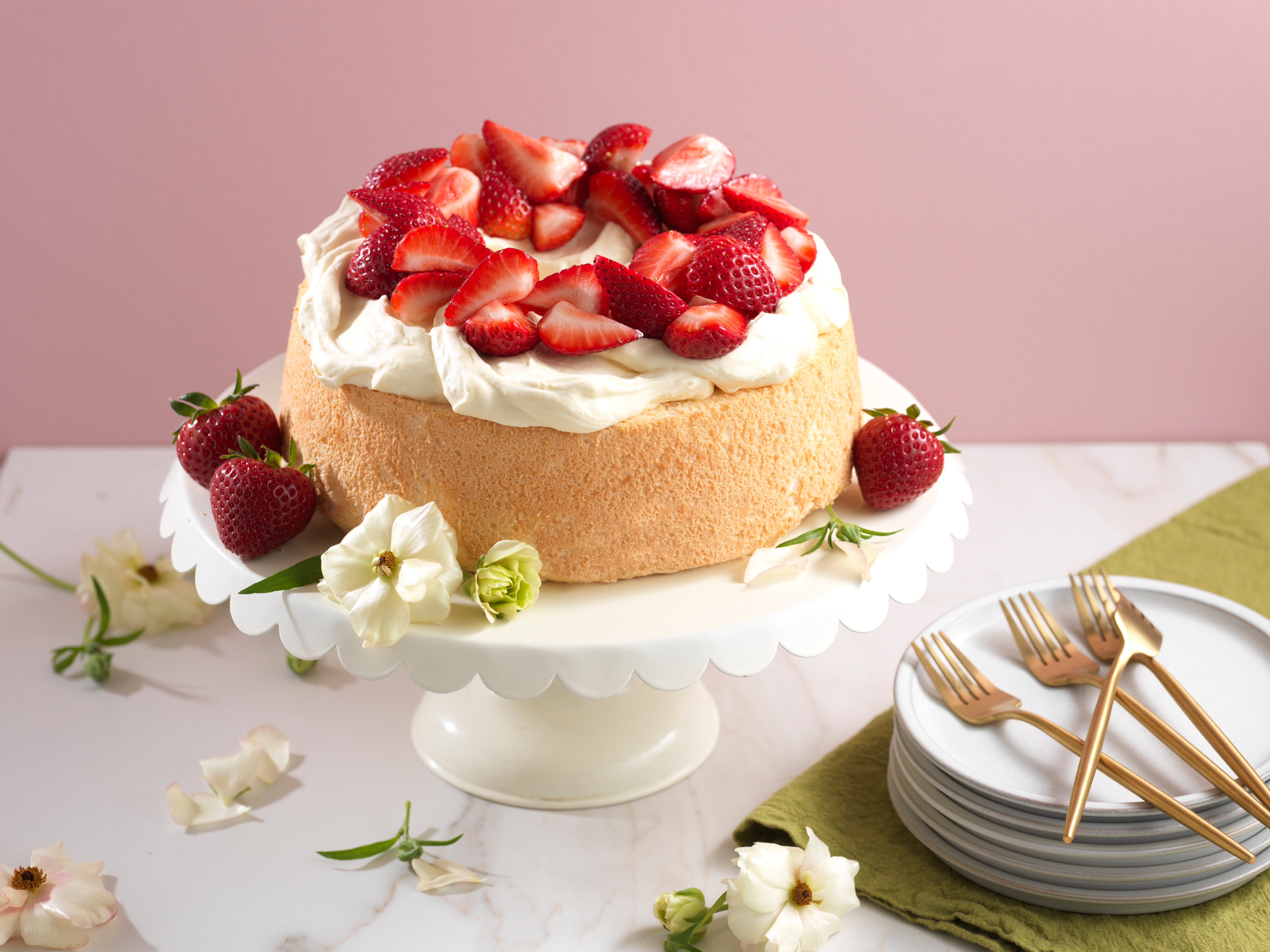 Strawberry Shortcake with Angel Food Cake | Driscoll's