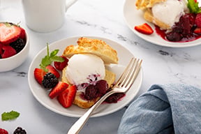 Homemade Berry Shortcake Ice Cream Sandwiches | Driscoll's