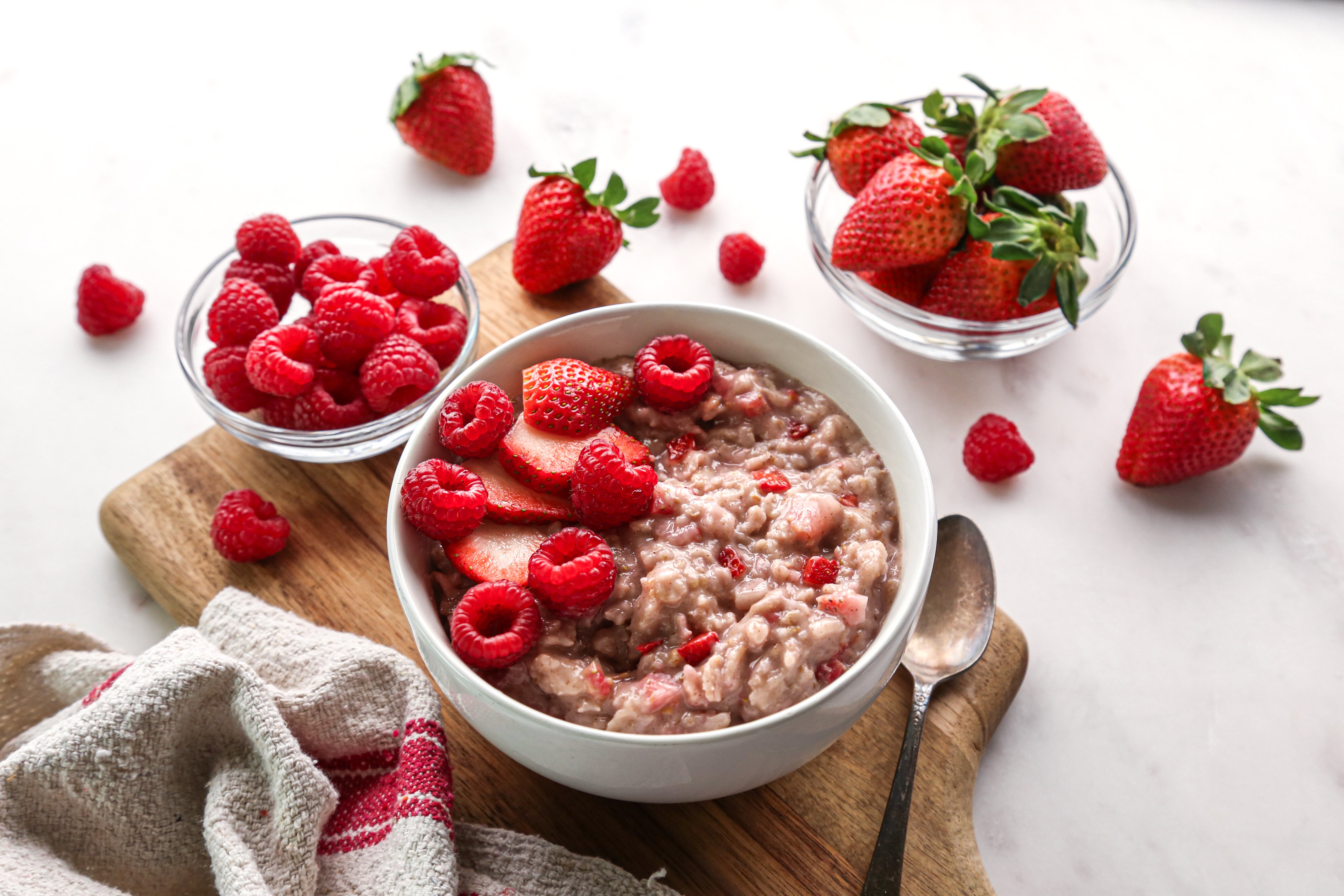 Creamy Strawberry Raspberry Oatmeal | Driscoll's