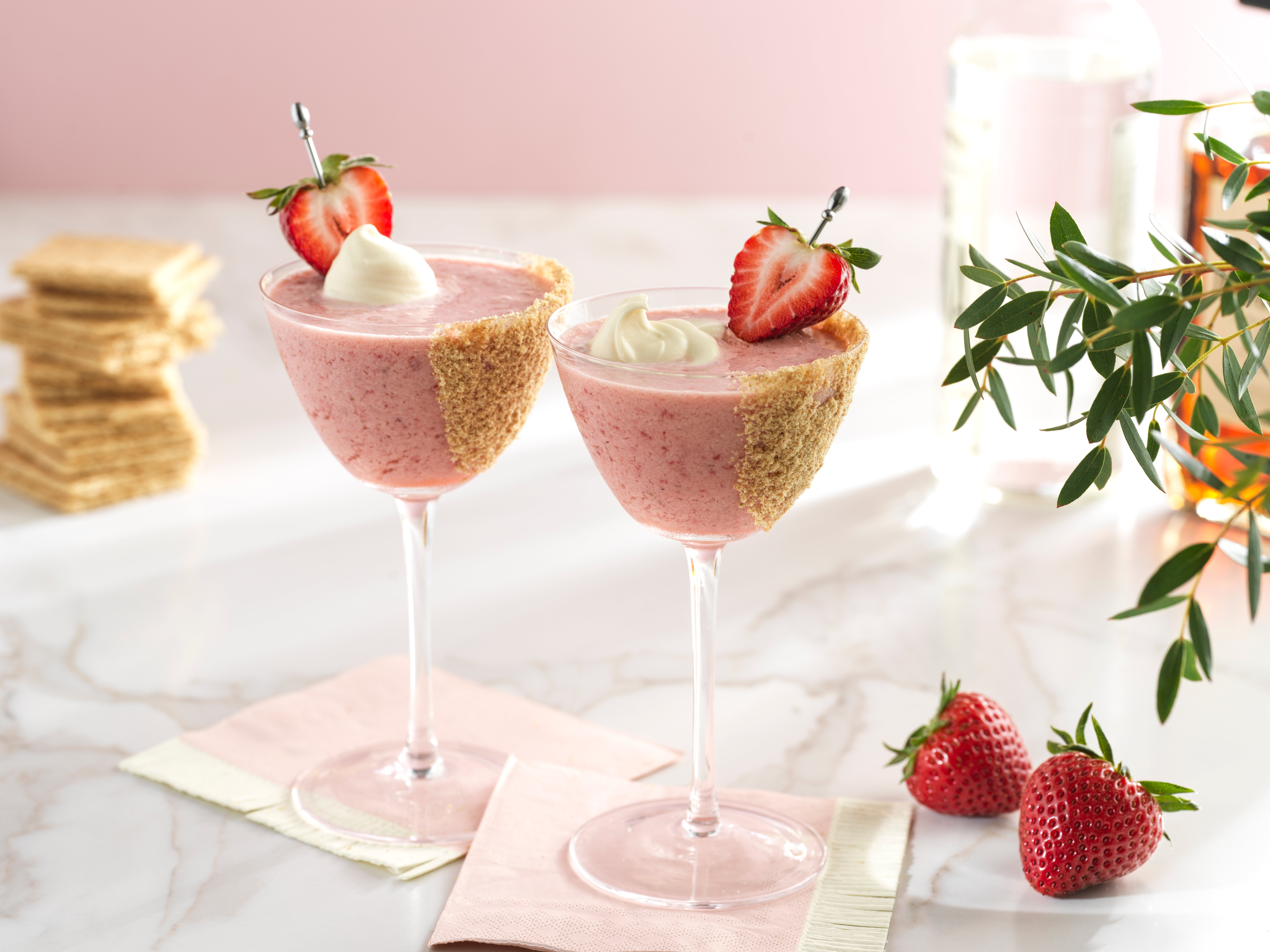 Strawberry Shortcake Martini & Cocktail Recipe | Driscoll's