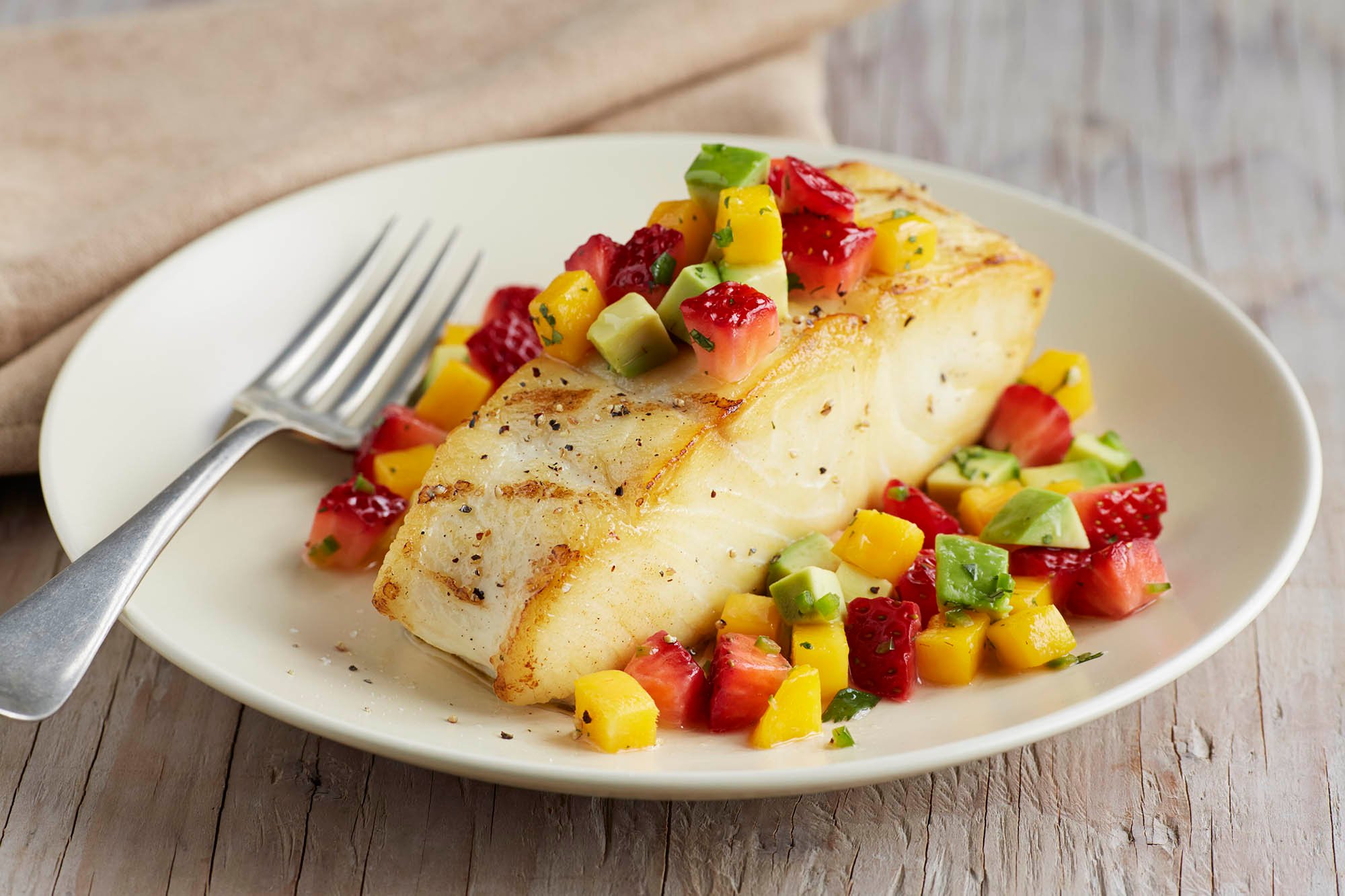 Grilled Halibut with Strawberry-Mango Salsa | Driscoll's