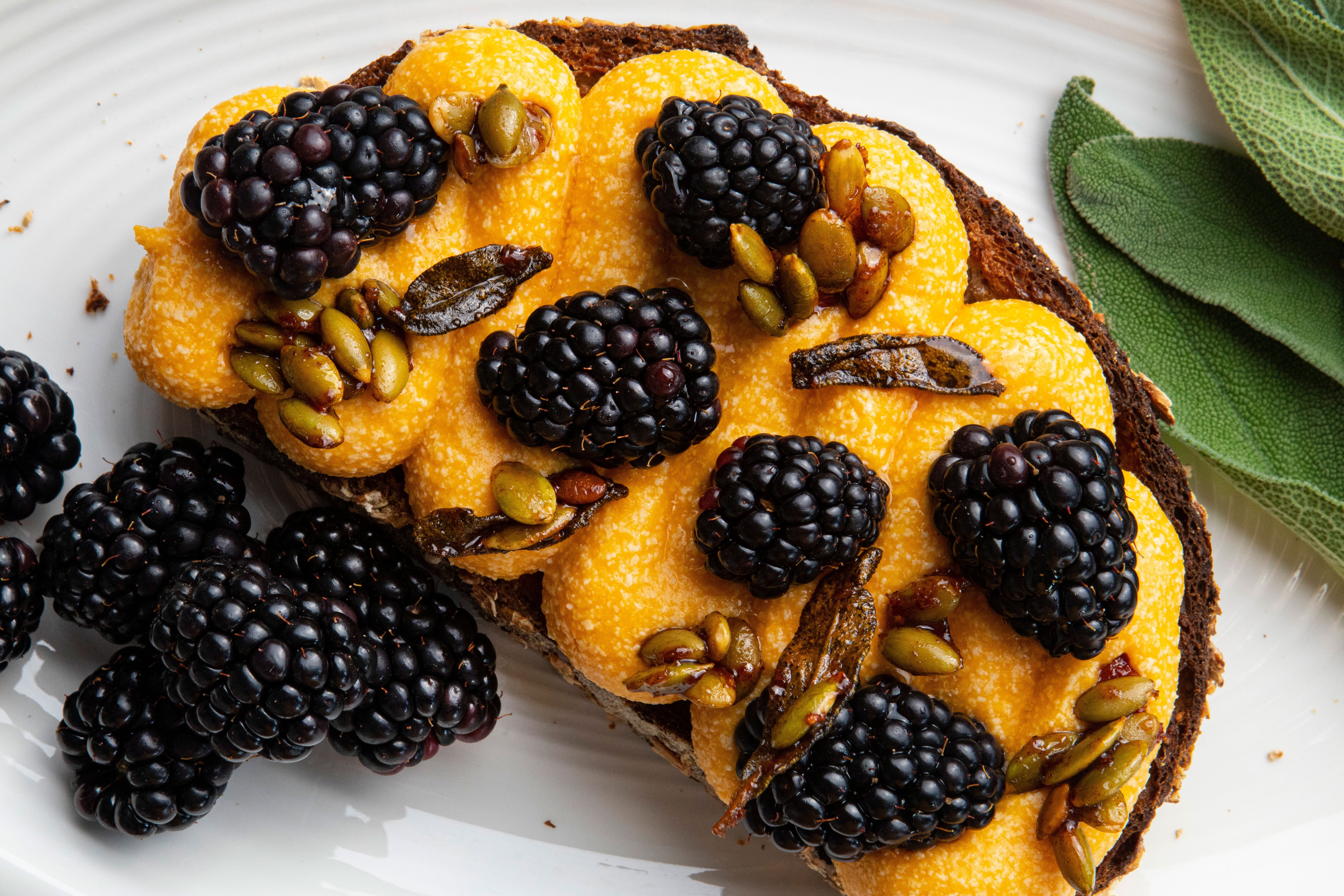 Pumpkin Ricotta Toast with Blackberries | Easy Fall Recipe
