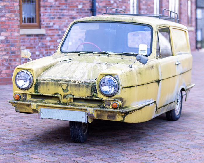 Reliant Robin