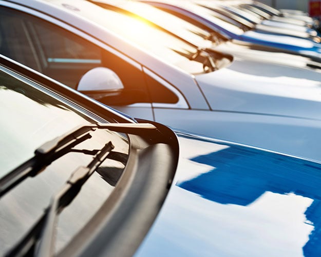 new-cars-at-dealership