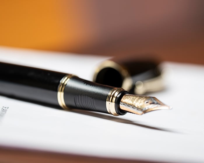 700 x 560 Fountain Pen Image