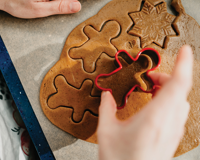 Gingerbread cookie cooking