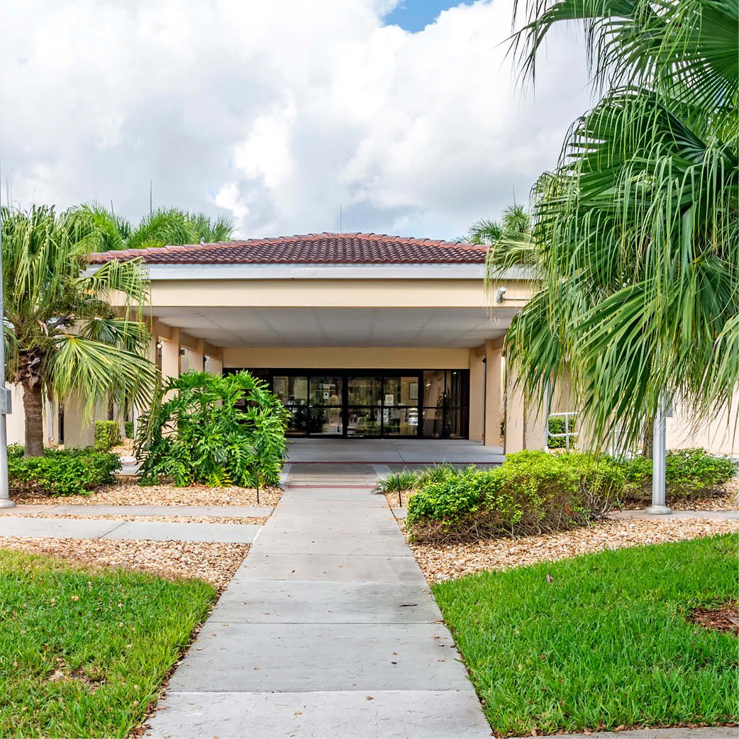 Encompass Health Rehabilitation Hospital of  Treasure Coast Exterior Image