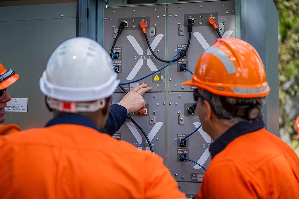 Battery storage options for business