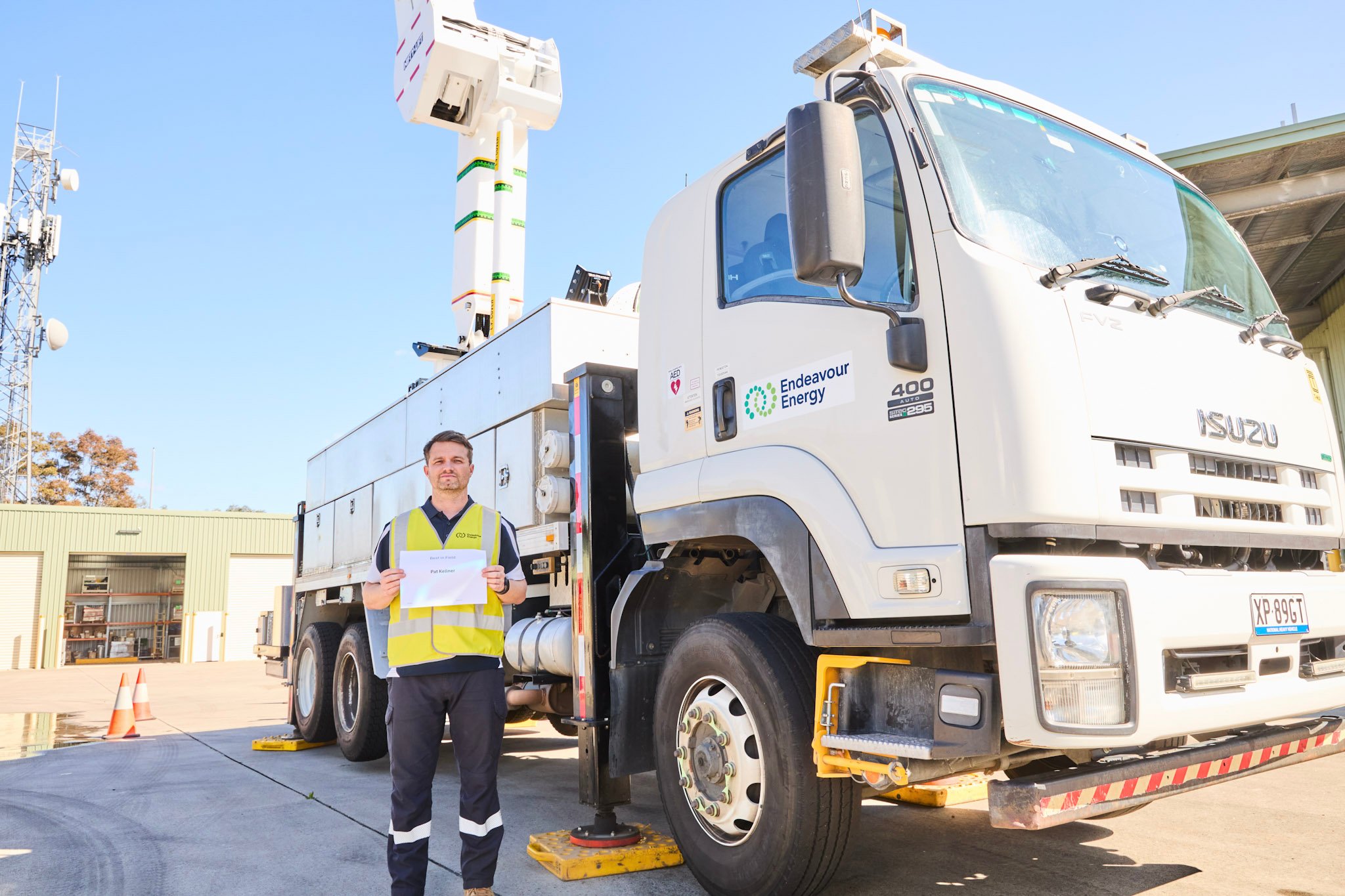 Electrical safety information for high load vehicles