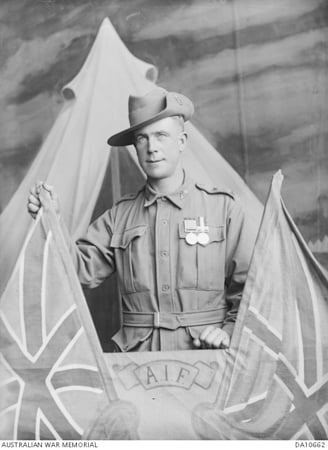 003 Harold Abbott