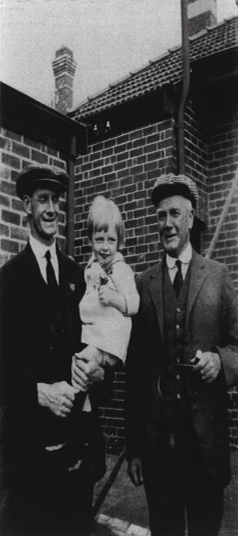 Turner family  3 generations of George Argo Turner PAGE IMAGE