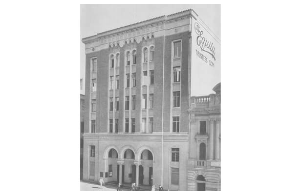 1931