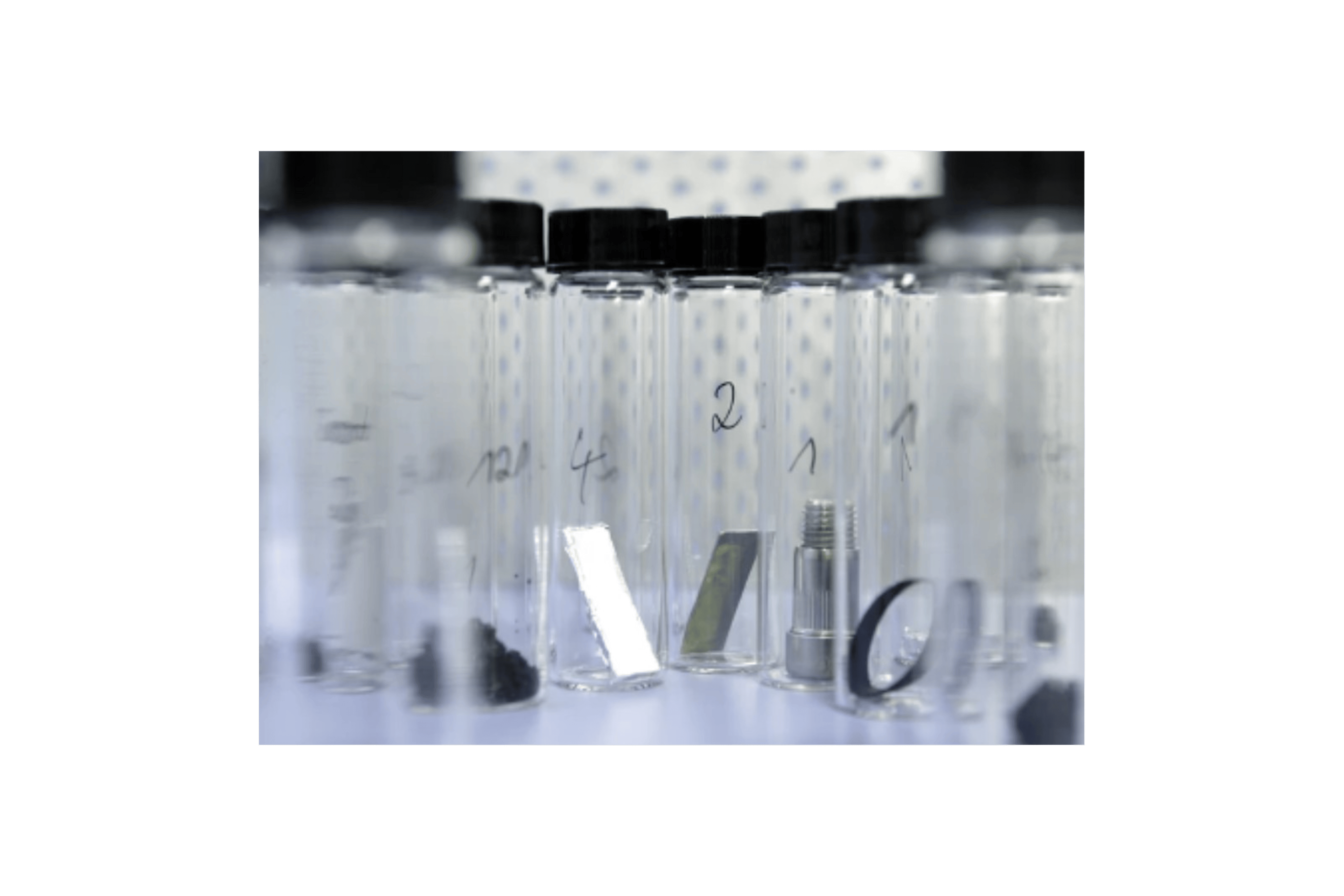material-outgassing-vials