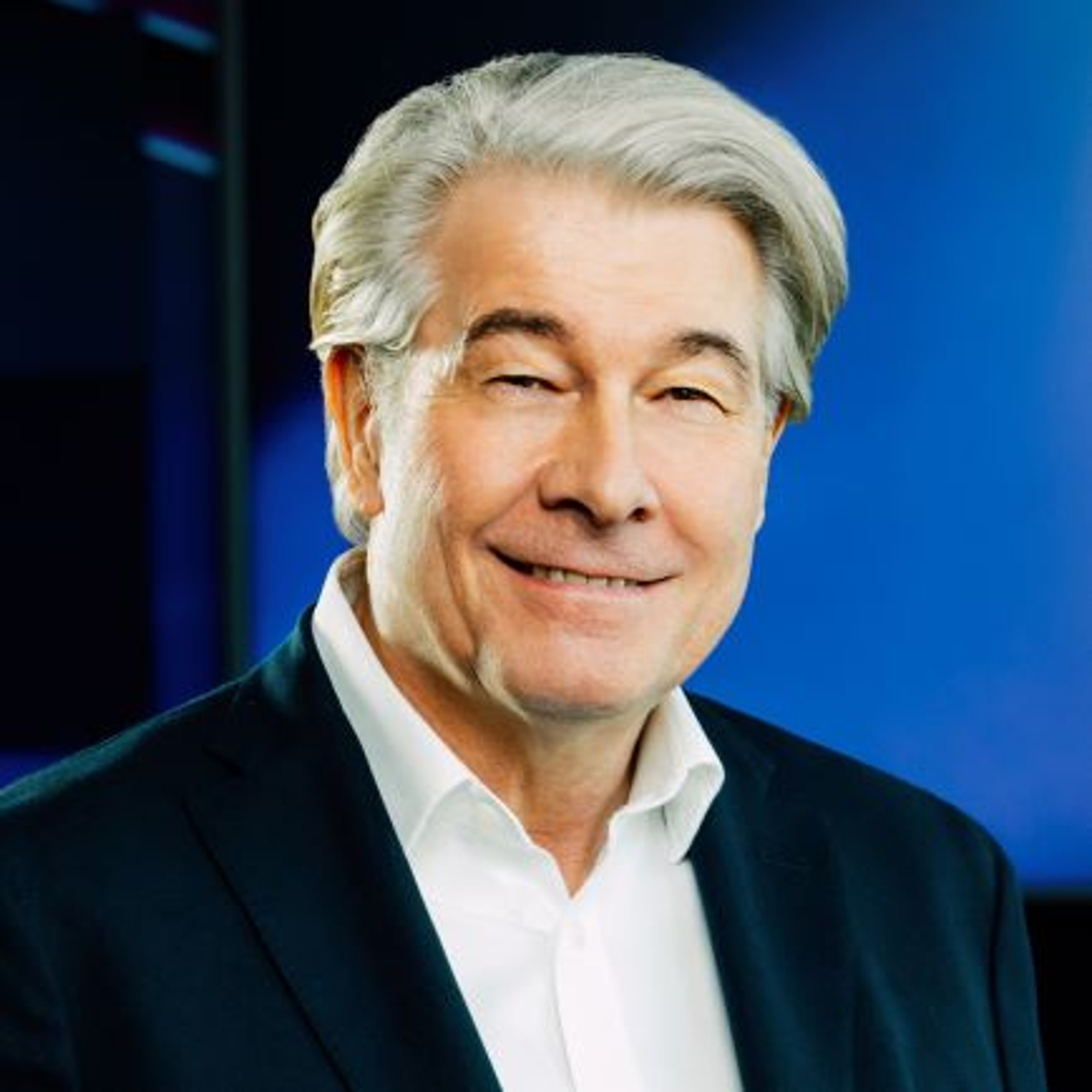 Dr. Wolfgang Büchele