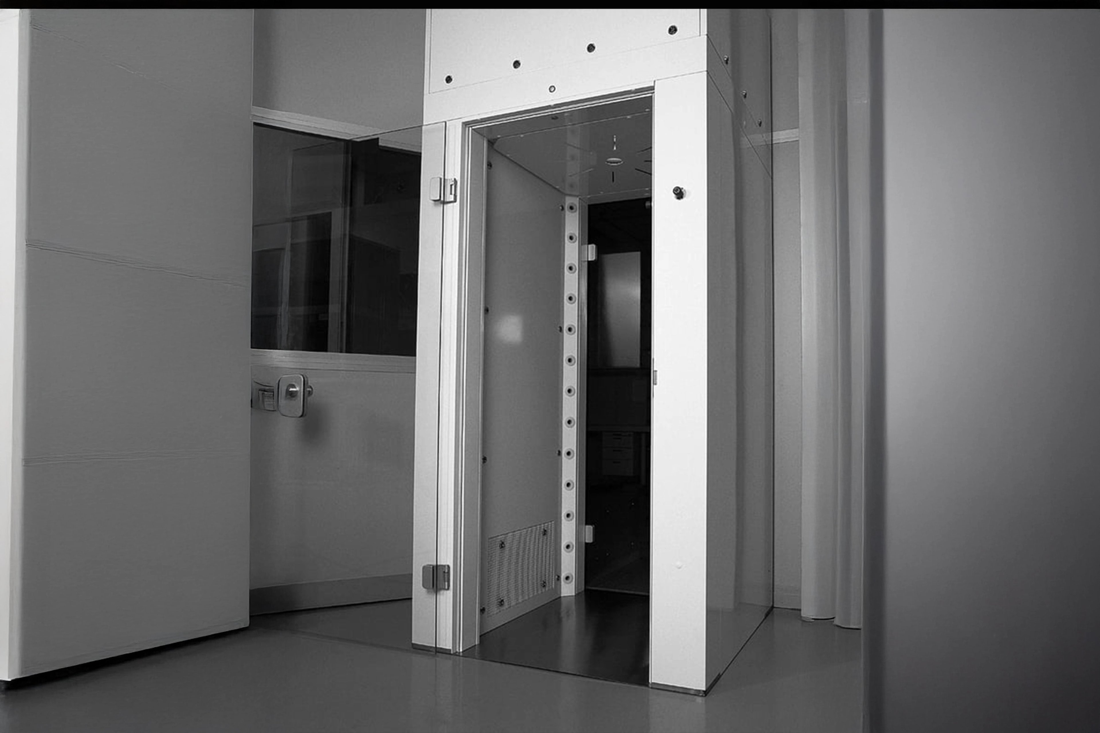 Cleanroom Air Shower System
