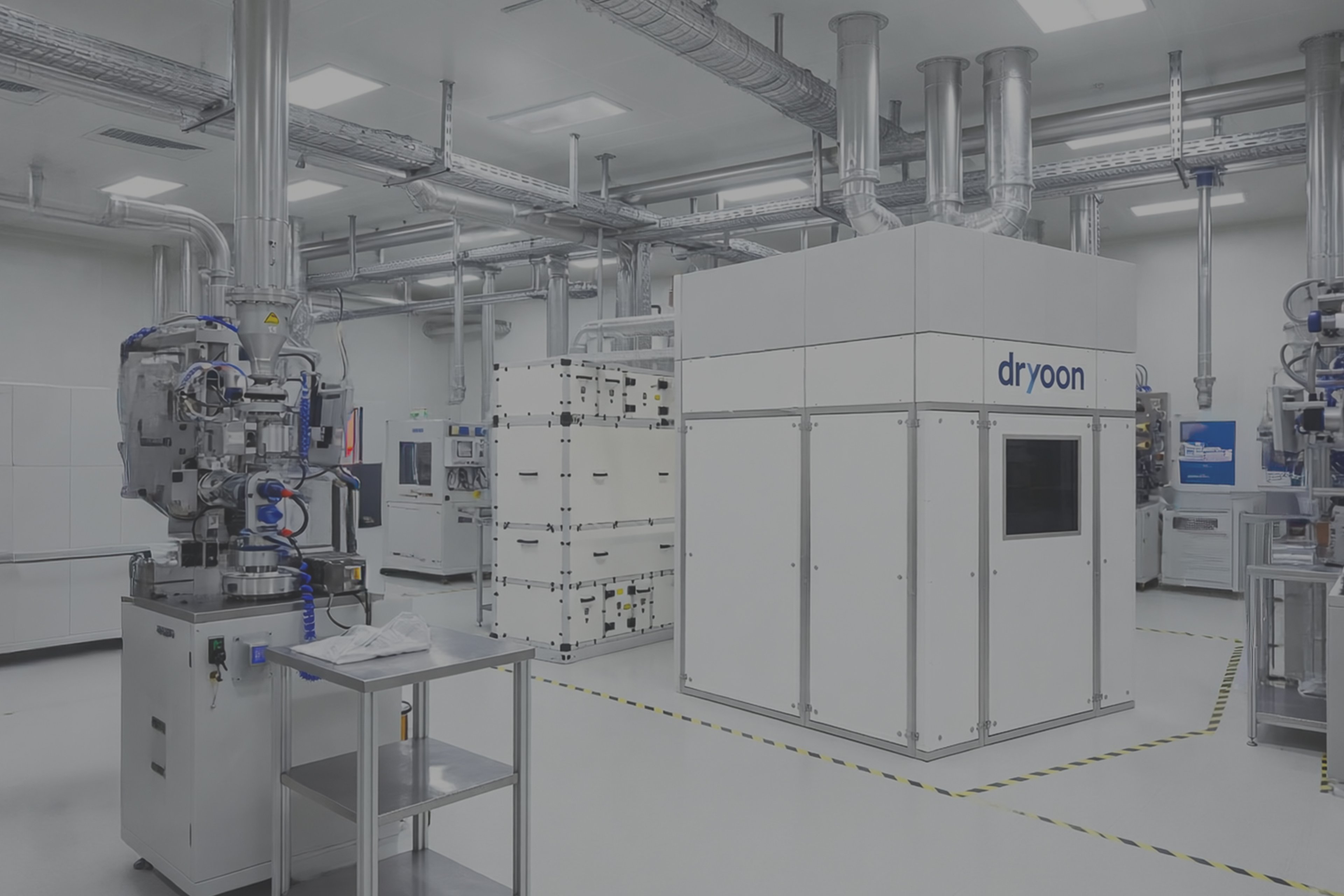 Dryoon dryroom in a semiconductor fab in grey