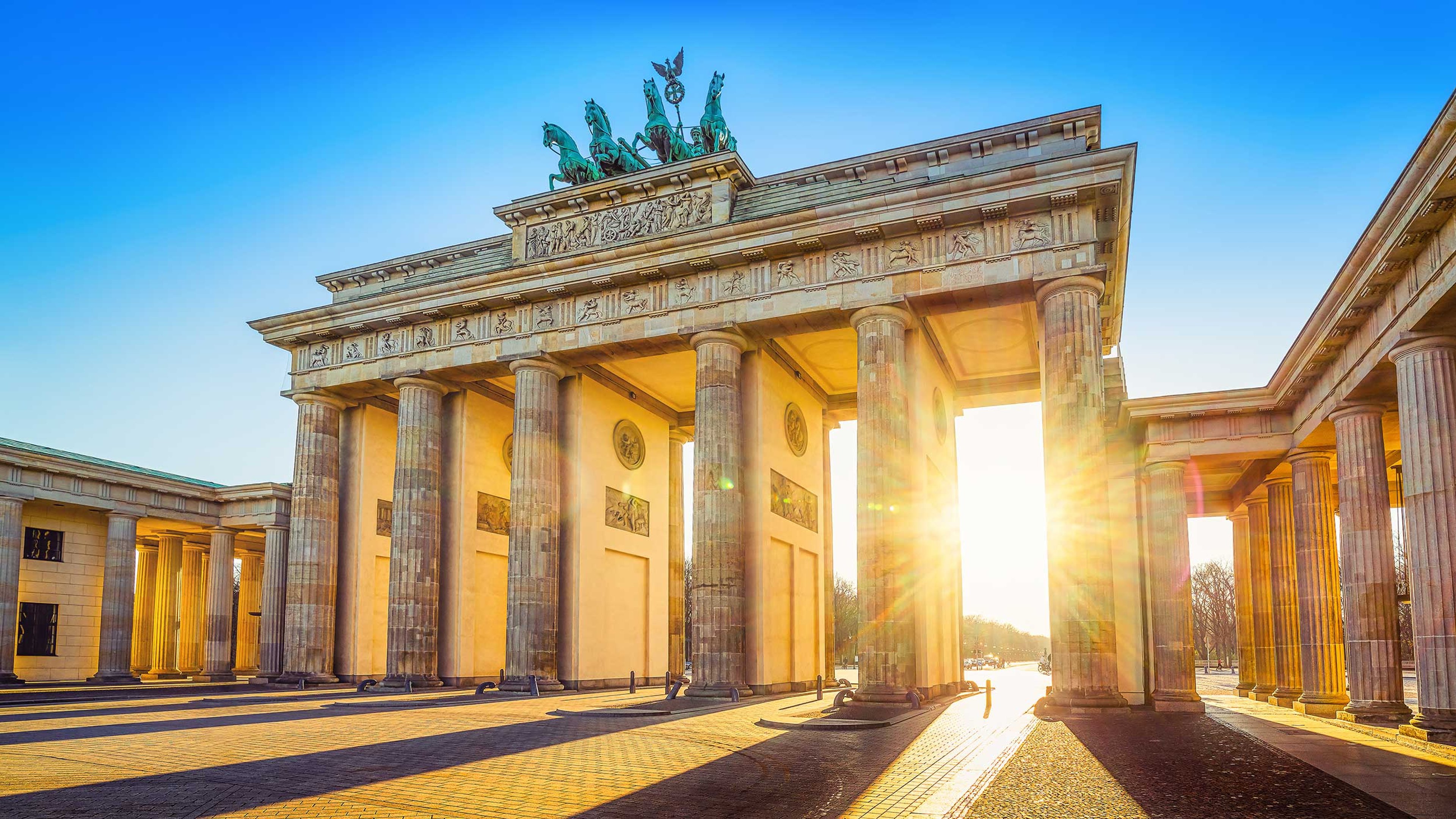 Picture of the Brandenburg Gate in Berlin, the capital of Germany