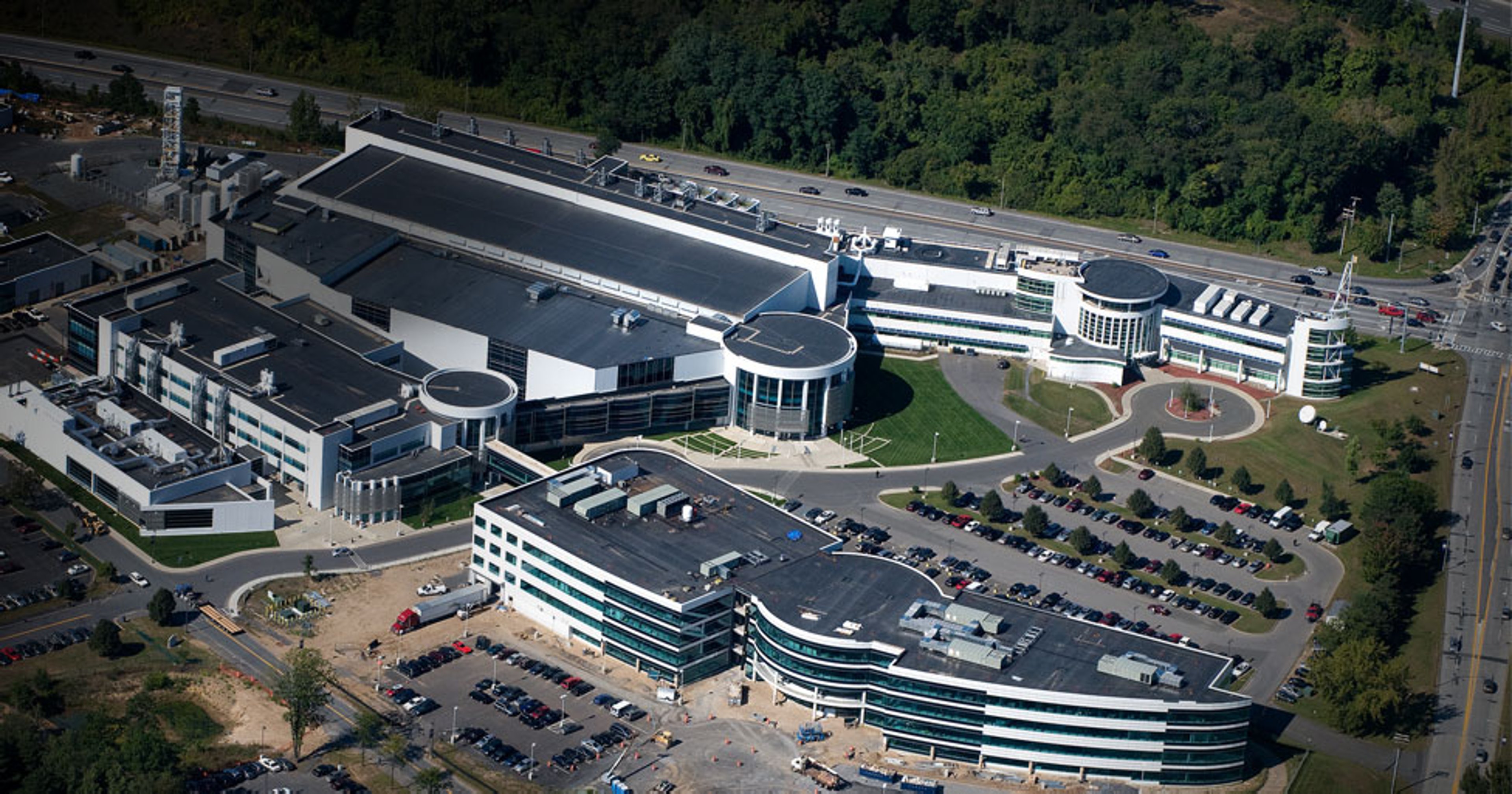Aerial view of a large finished building, one of many Exyte project sites of the 2000s