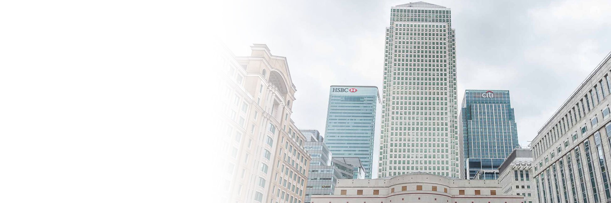 A picture of the Canary Wharf building in London, UK.