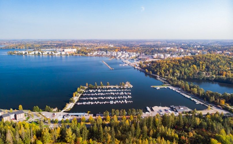 Aerial view of the City of Lahti, showcasing its adoption of AI and Microsoft 365 Copilot to support workplace transformation.