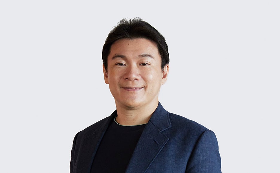 富士通 グローバルビジネスソリューションビジネスグループ Solution Service Strategic本部 本部長 青柳一郎