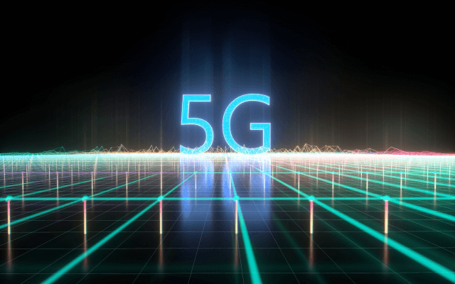 グリッドレイヤーがひろがる水平線上の光る「5G」の文字