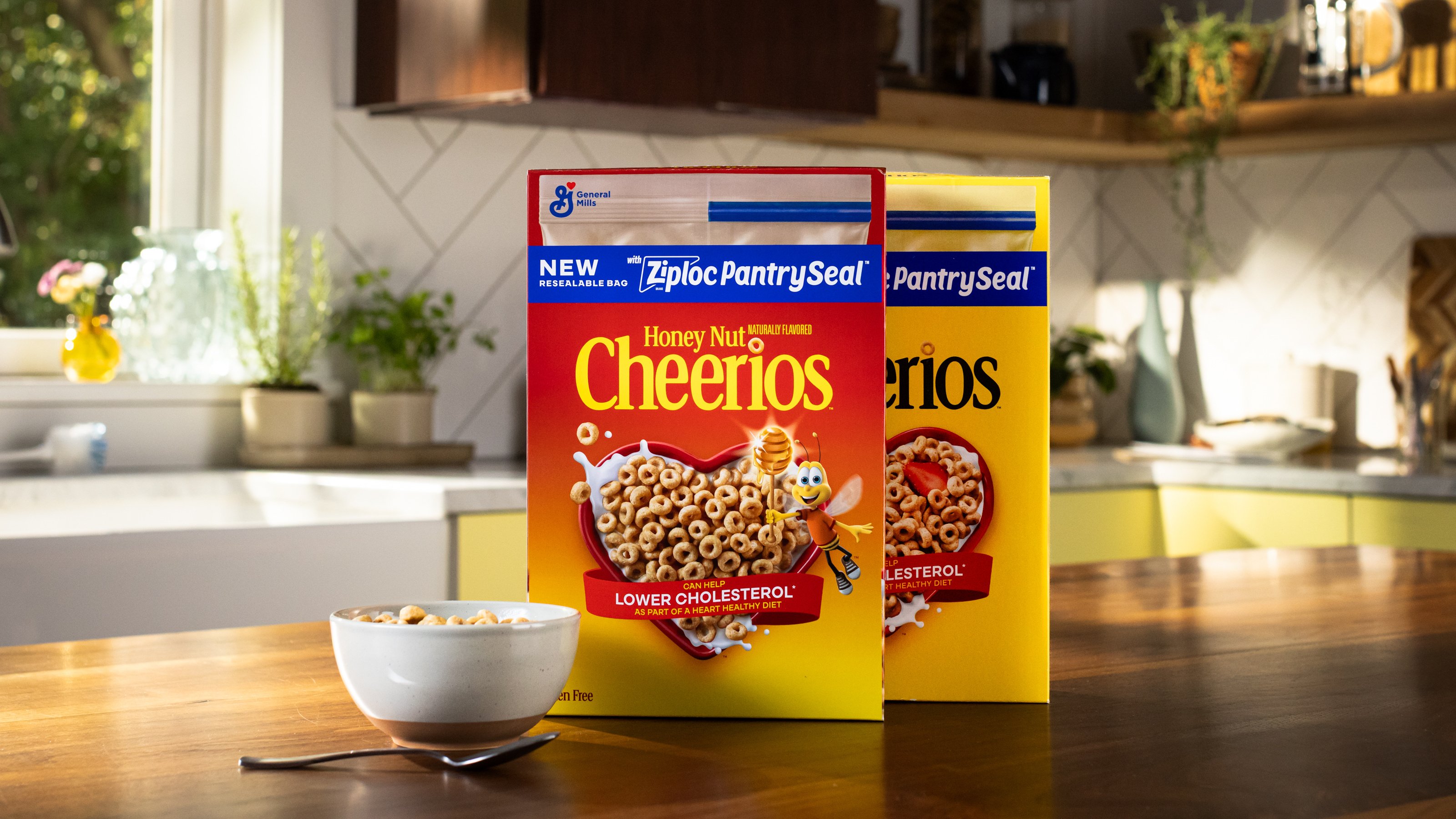 Cheerios adds resealable bags to some cereal boxes