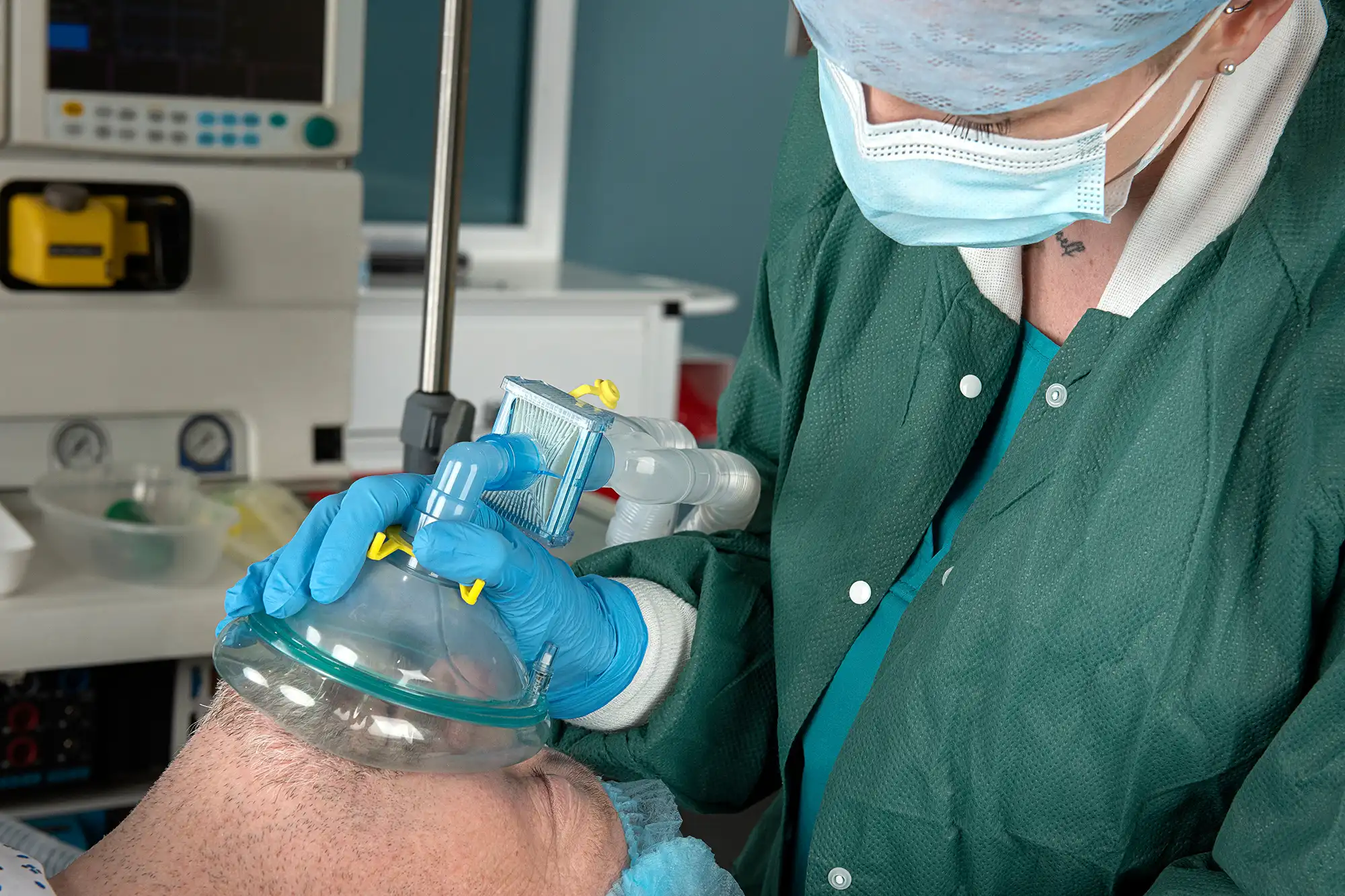 pall-medical-breathing-filtration-anesthesia-mask-patient-care