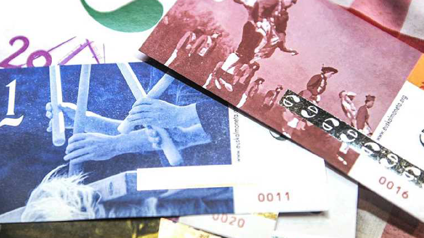 Blog-1440x810-2a_cash-identity