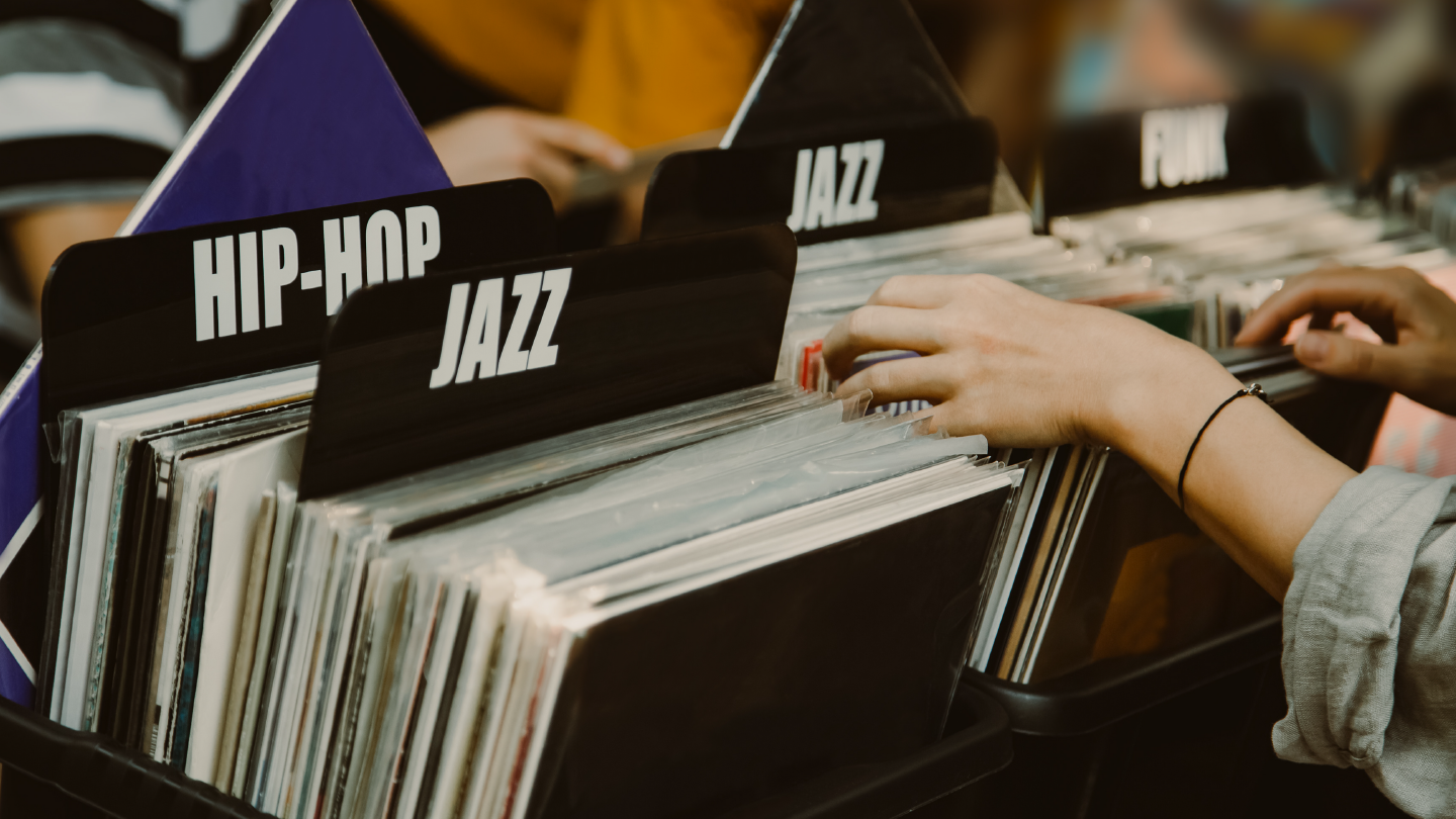 Blog-1440x810-2b_vinyl-and-cash