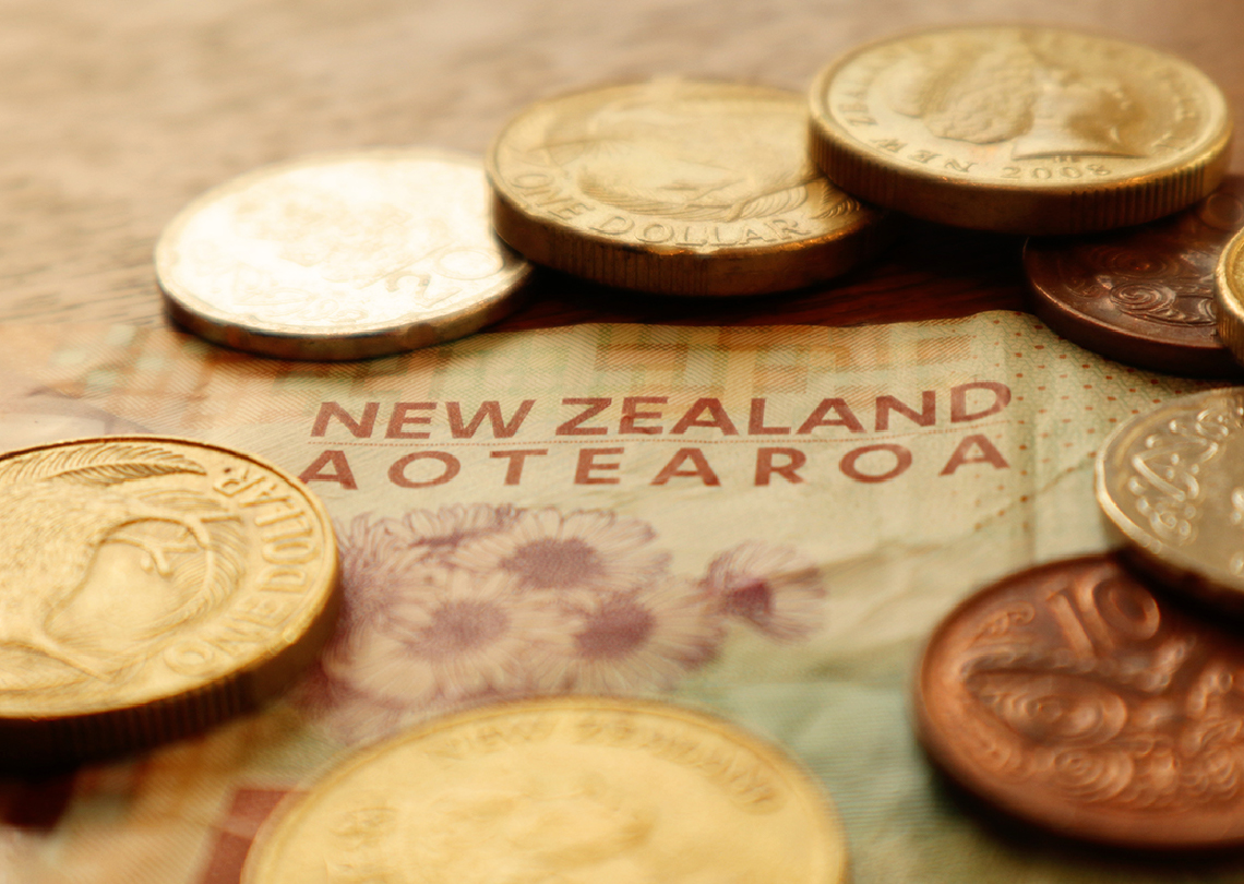 who-holds-the-cash-blog-1140x810
