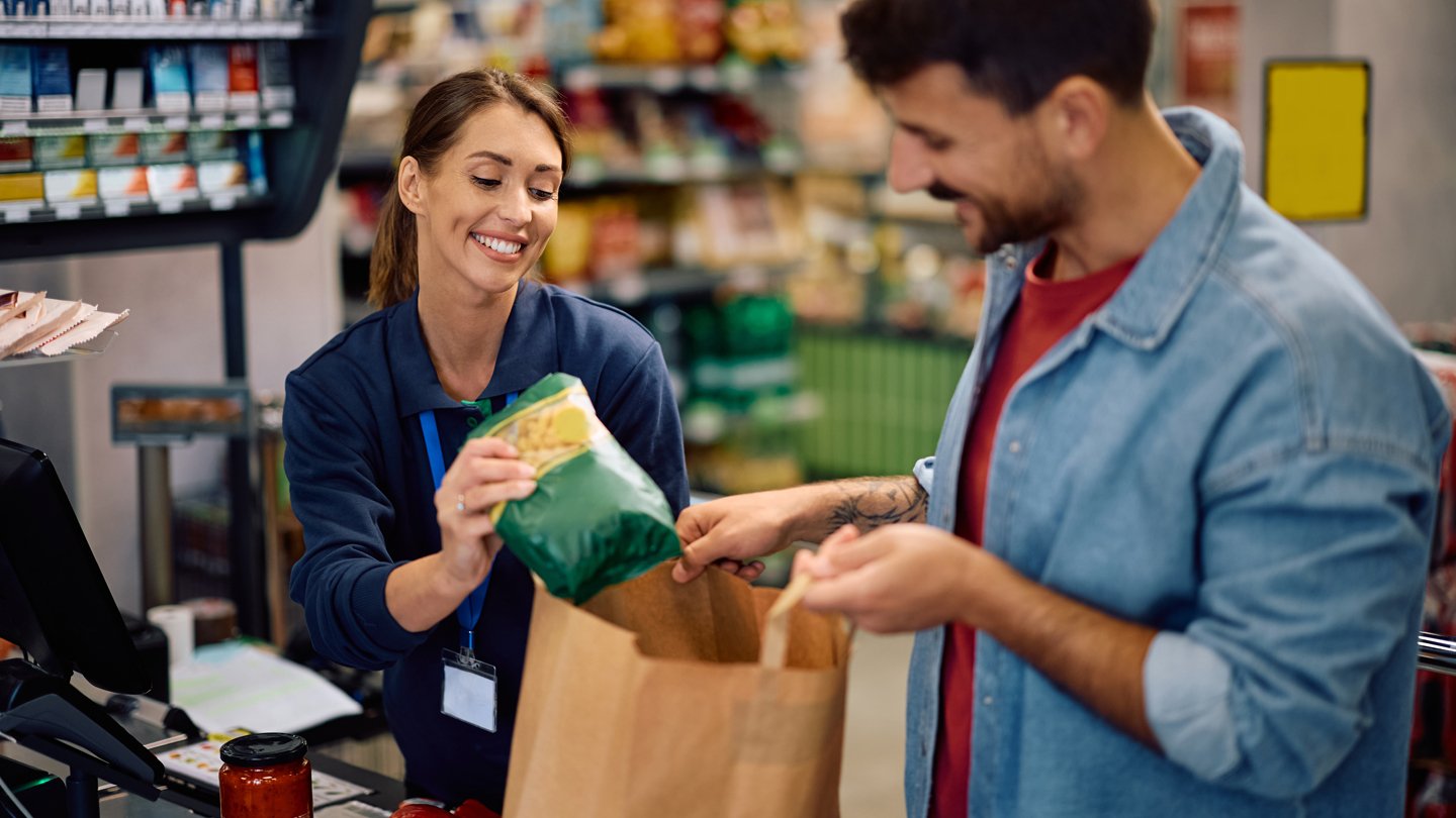 customer-service-support-at-checkout-1440x810