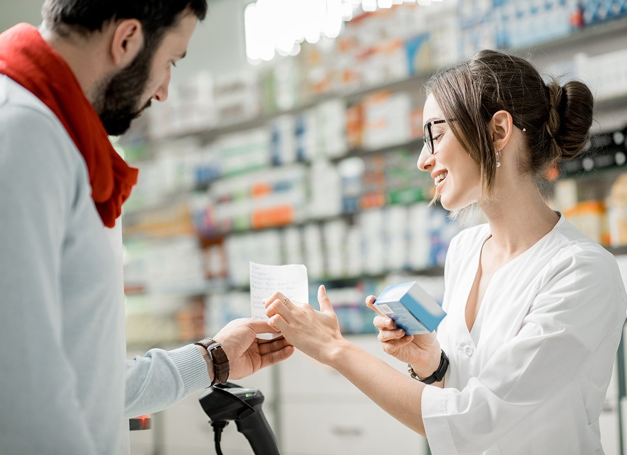 Einkauf von Medikamenten in der Apotheke