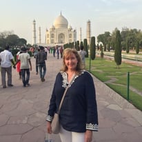 Ruth-at-Taj_5